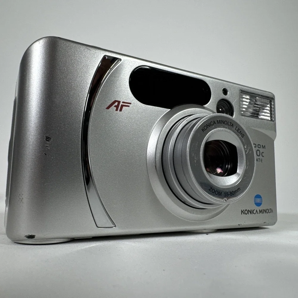 Konica Minolta Zoom 80C AF Silver Camera Point & Shoot 35mm Lens & Cover Vintage